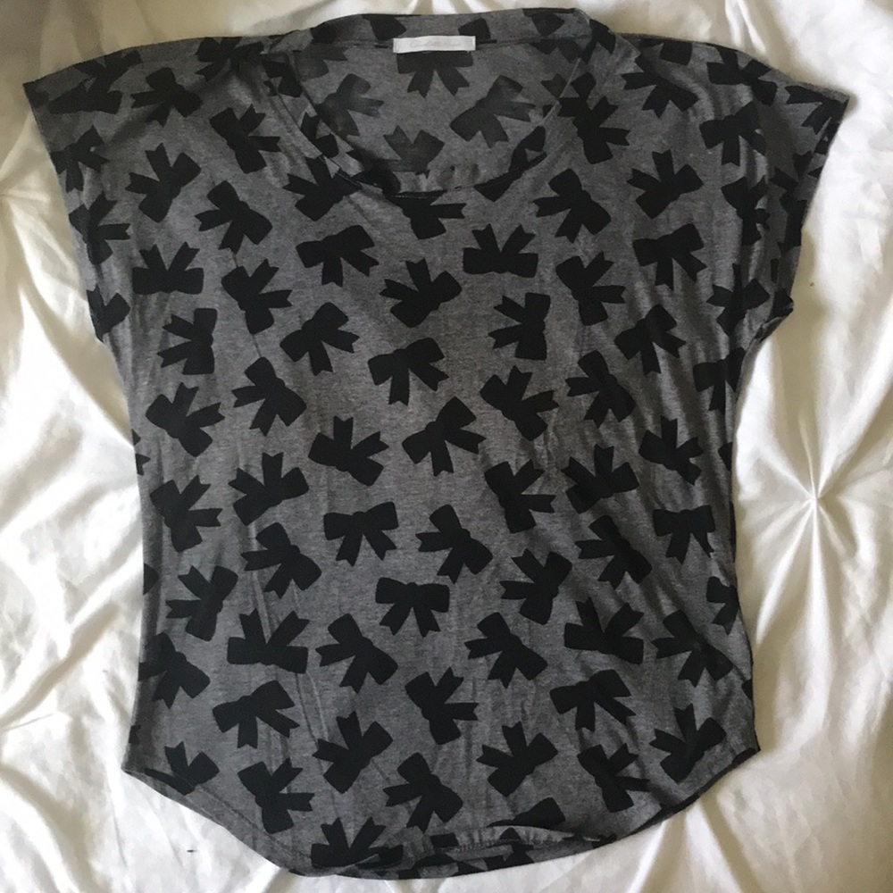 Charlotte Russe Black and Grey Bow Tee